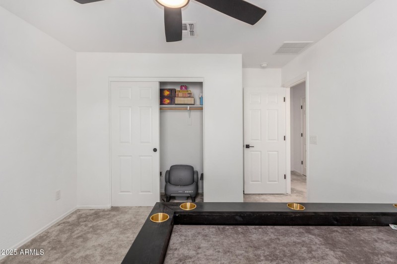 32 - Desert Fairways