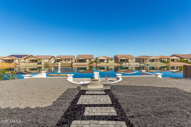 42 - Desert Fairways