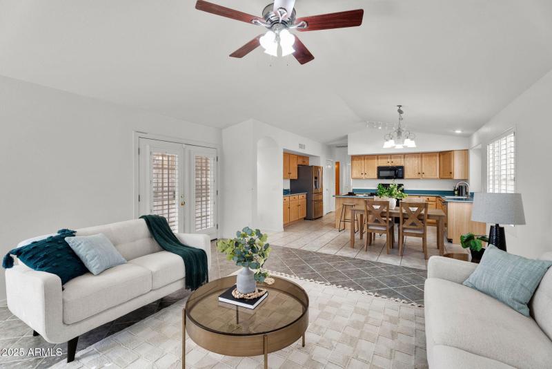 12-web-or-mls-9651 W Potter - 13