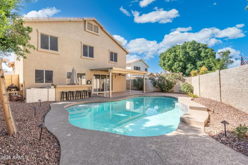 72-web-or-mls-DSC05329-HDR-Edit