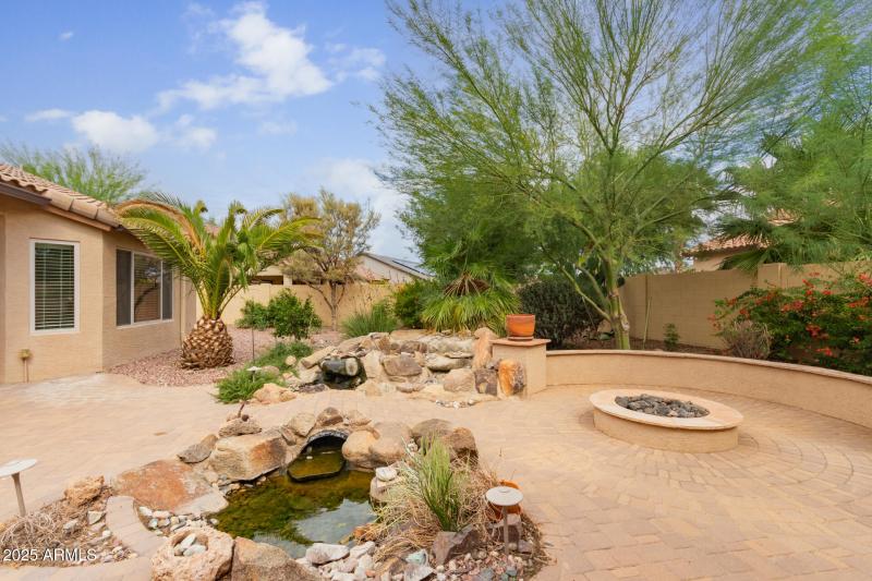 Awesome water feature