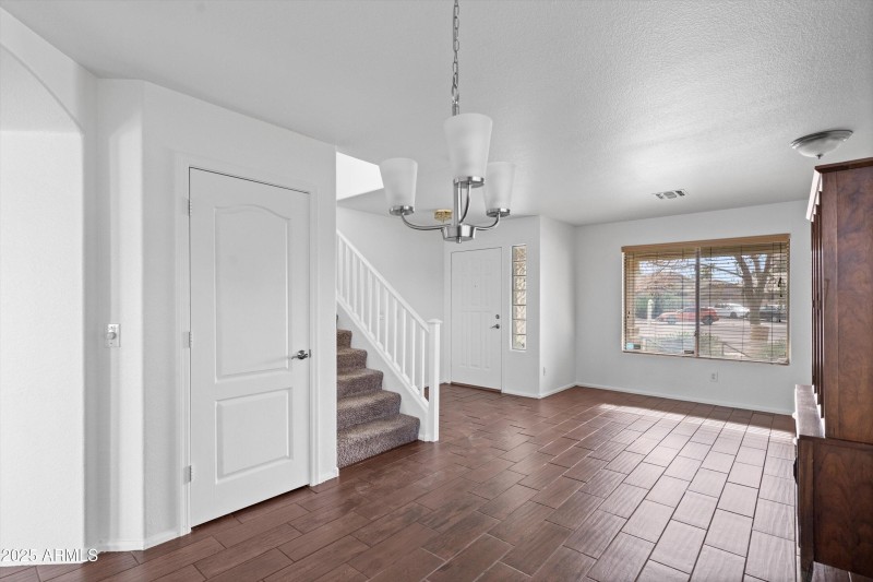 08-Living and Dining Room