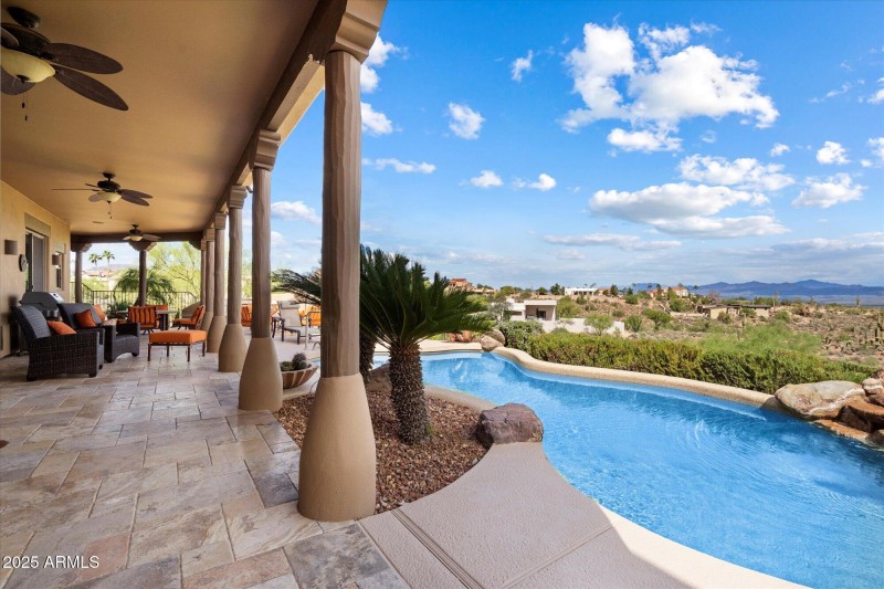 Glistening Waters, Gorgeous Views