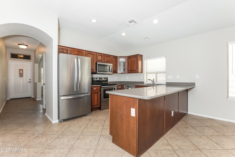 1007764.42012 W COLBY DR - Kitchen_1