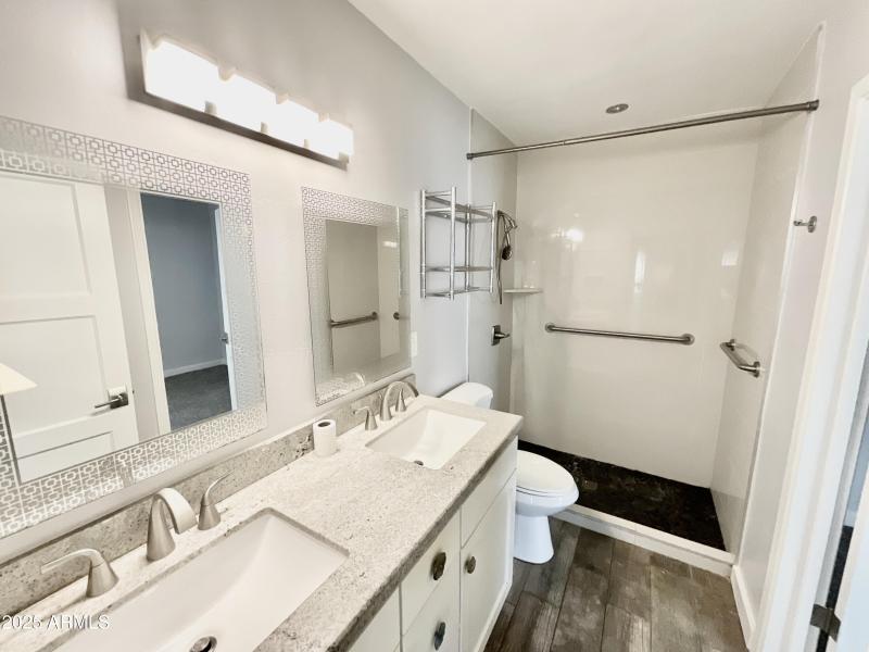 1705 W Campbell Ave Phoenix AZ 85015