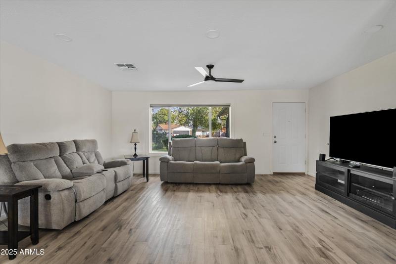 Light & bright main living area