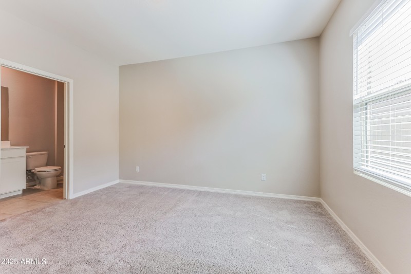 1009849.35226 W SANTA CLARA AVE - Bedroo