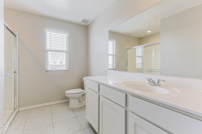 1009849.35226 W SANTA CLARA AVE - Main B