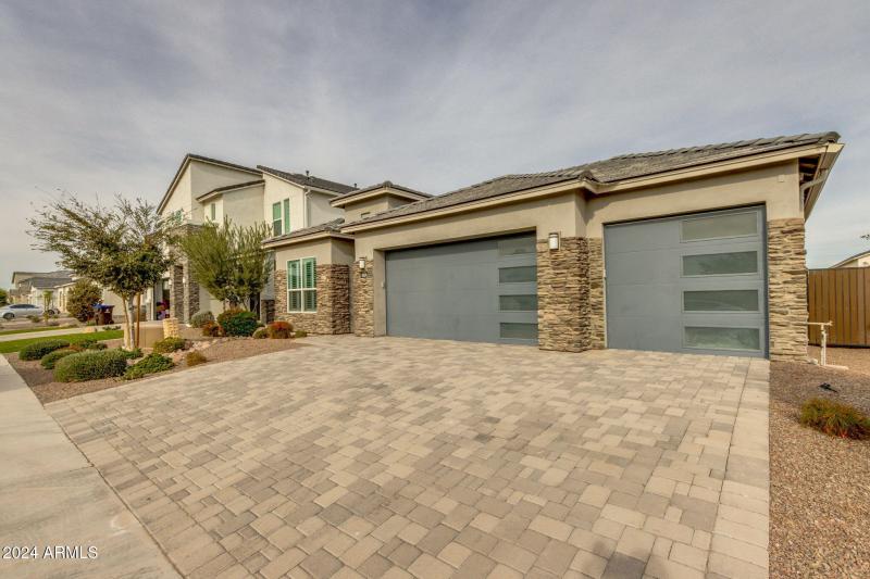 2-web-or-mls-10476 w harmony ln -2