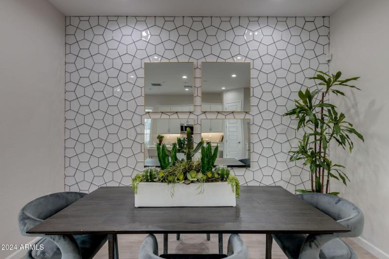 19-web-or-mls-10476 w harmony ln -19