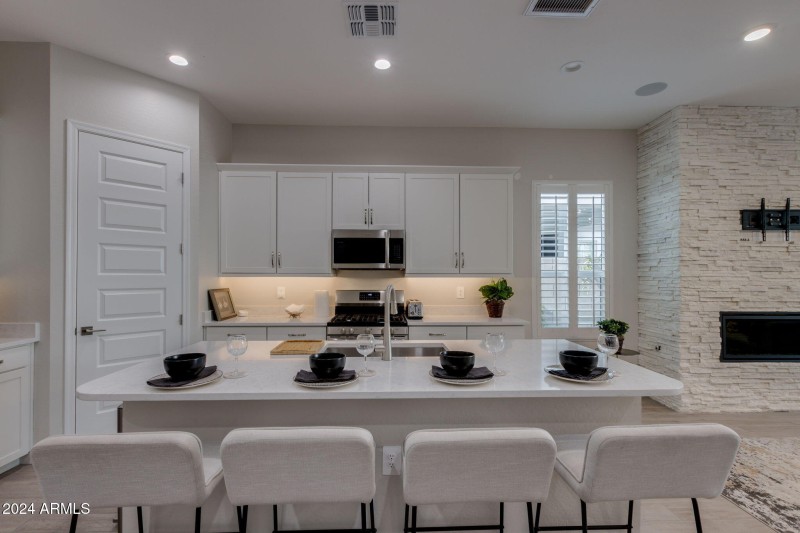 21-web-or-mls-10476 w harmony ln -21