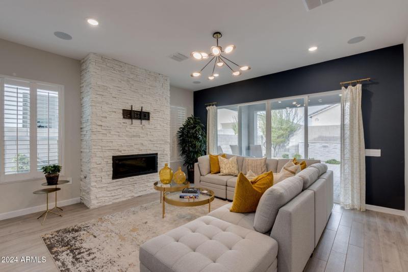 27-web-or-mls-10476 w harmony ln -27