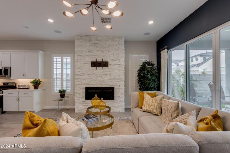 28-web-or-mls-10476 w harmony ln -28