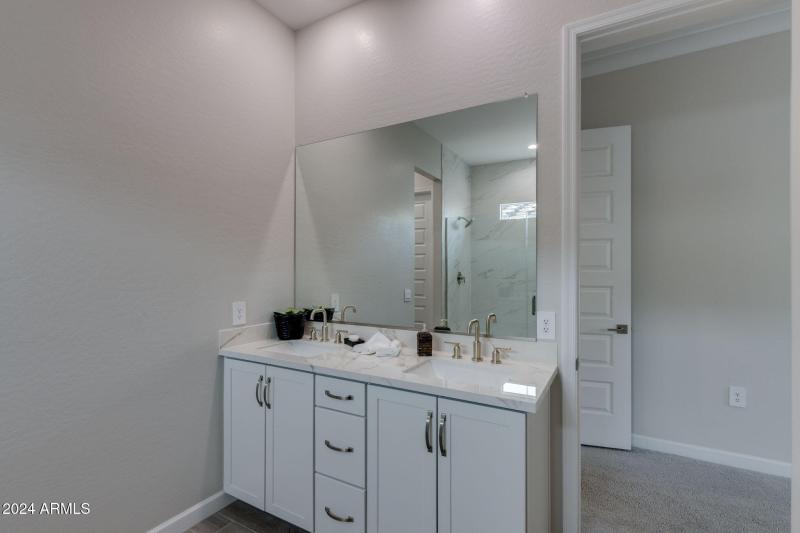 31-web-or-mls-10476 w harmony ln -31