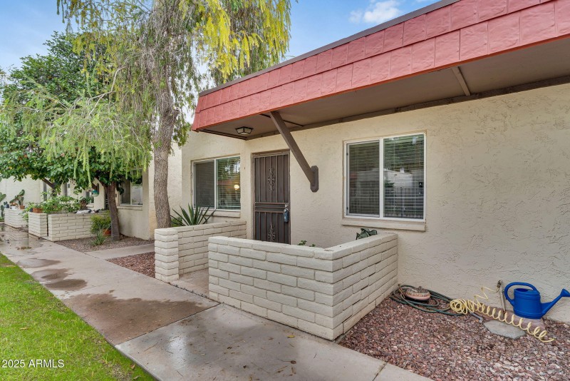 2-web-or-mls-37th St-14