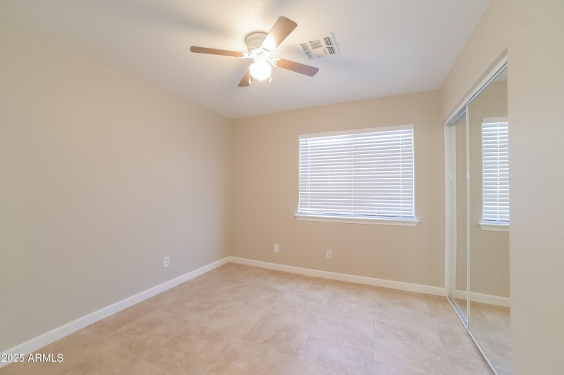 1013818.7856 W SAN MIGUEL AVE - Main Bed