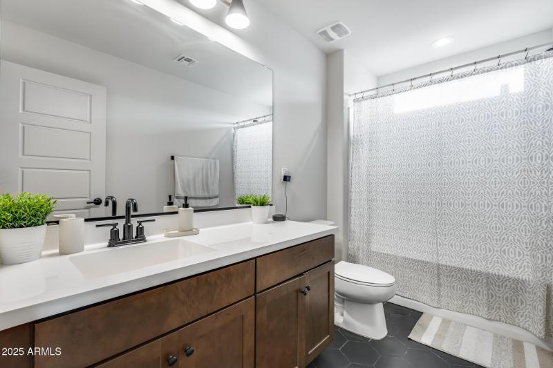 Spacious Full Bath with Tub