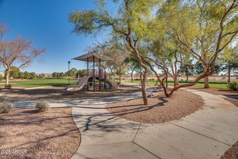 63-web-or-mls-Exterior-23