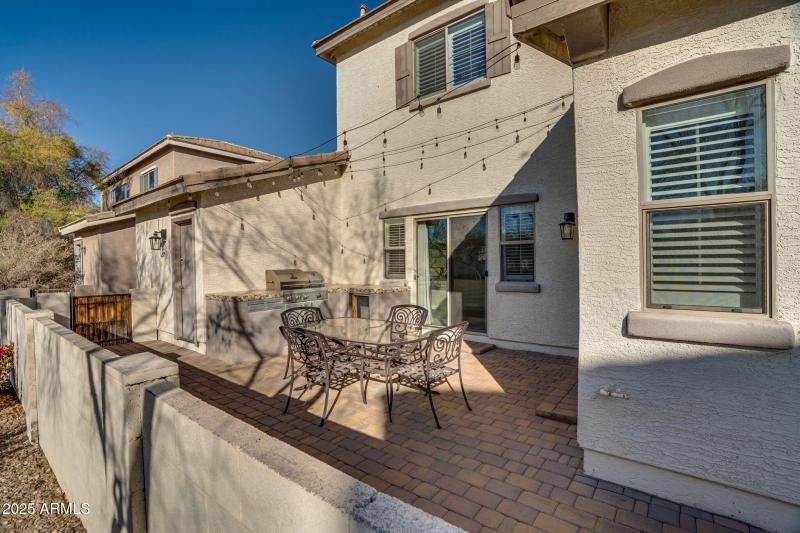 51-web-or-mls-Exterior-10