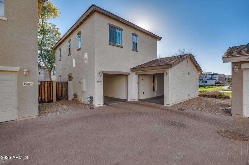 52-web-or-mls-Exterior-12