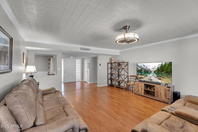 10-web-or-mls-Snead-12