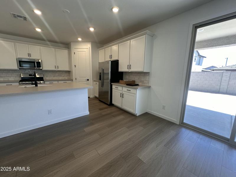 20250730_181802361_iOS