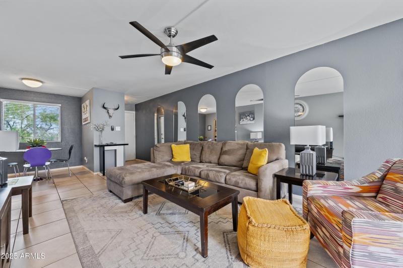 9-7625ECR215B-ocupix-