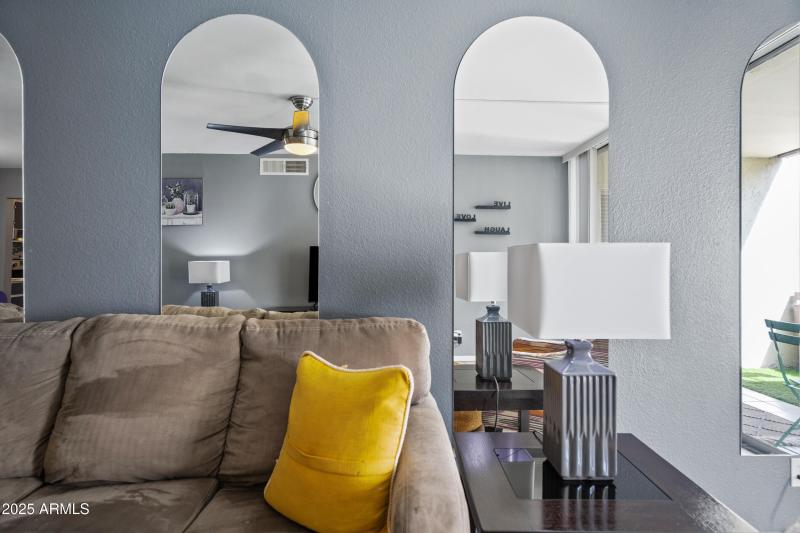 10-7625ECR215B-ocupix-