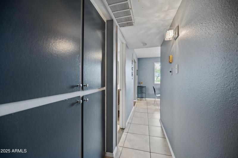 23-7625ECR215B-ocupix-