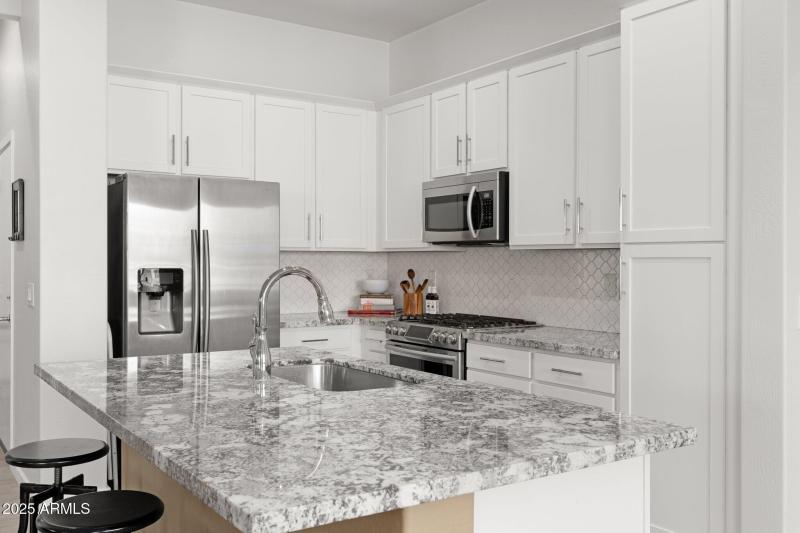 21062 E Via Del Sol - 11