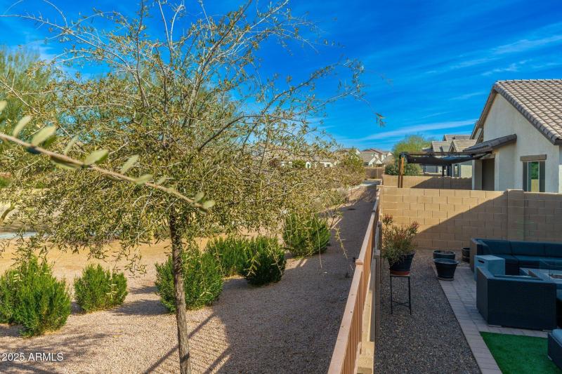 21062 E Via Del Sol - 34