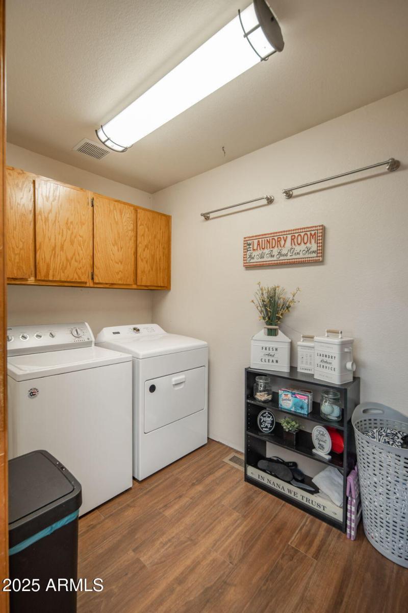 42-web-or-mls-1059-n-stirrup-high-dr-w