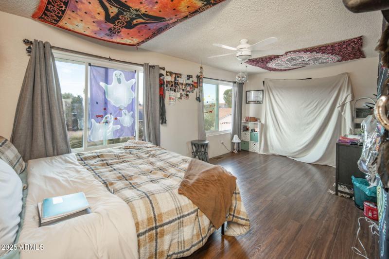 29-web-or-mls-1059-n-stirrup-high-dr-w