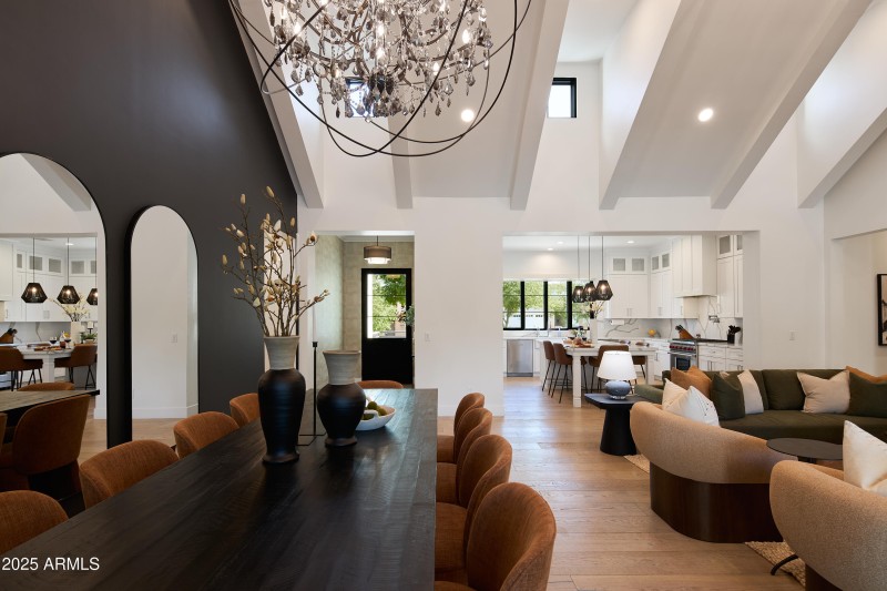 PropertyImageCo_3808EFairmountAve_WEB_13