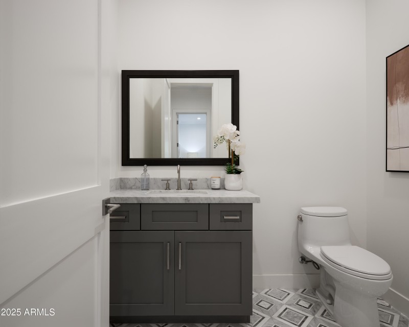 PropertyImageCo_3808EFairmountAve_WEB_32