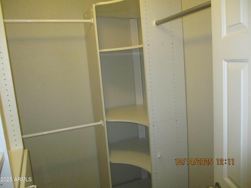 master bed closet -2