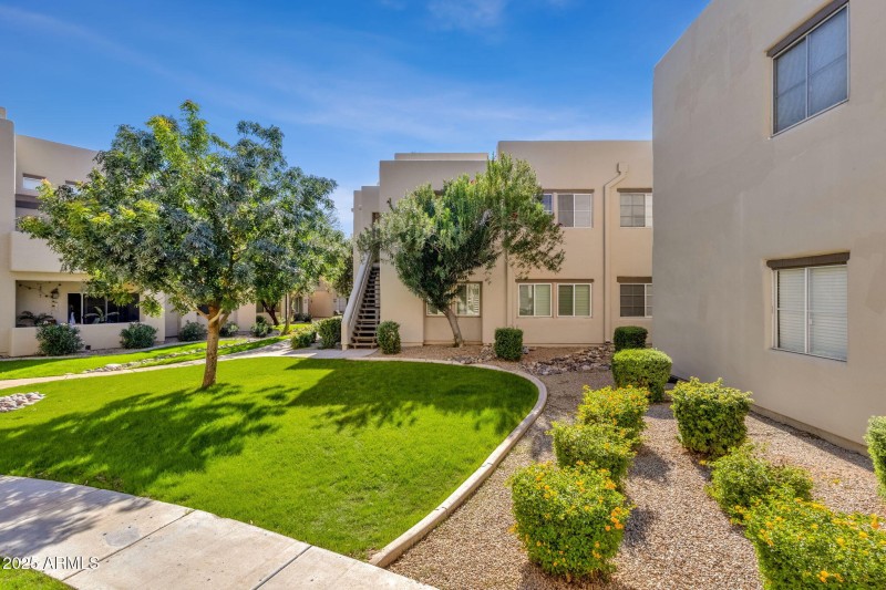 2-web-or-mls-11333-n-92nd-st-2098