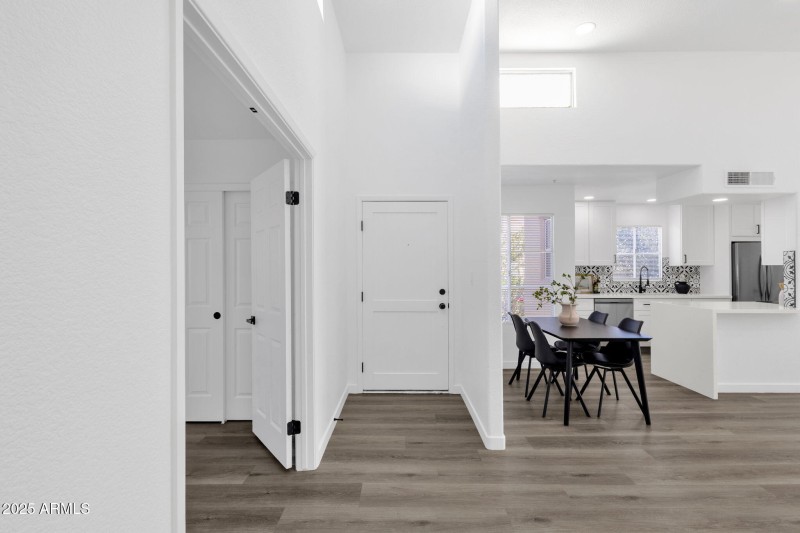 5-web-or-mls-11333-n-92nd-st-2098