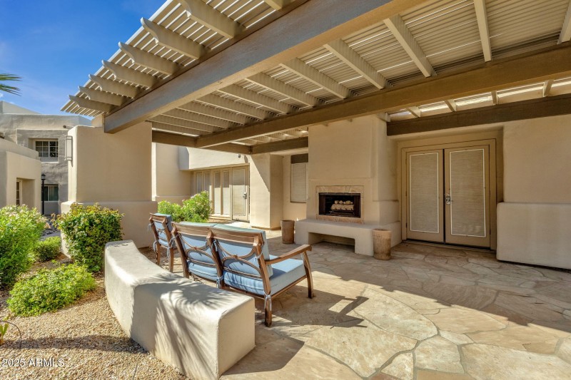 40-web-or-mls-11333-n-92nd-st-2098