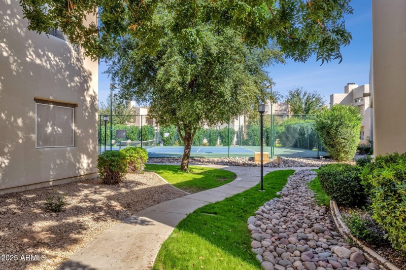 47-web-or-mls-11333-n-92nd-st-2098