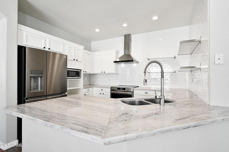 10-17848N15S-ocupix-