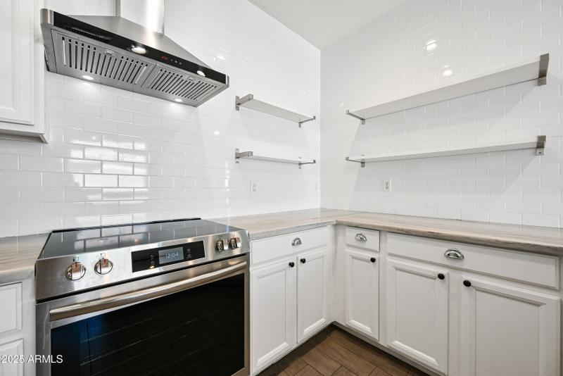 12-17848N15S-ocupix-