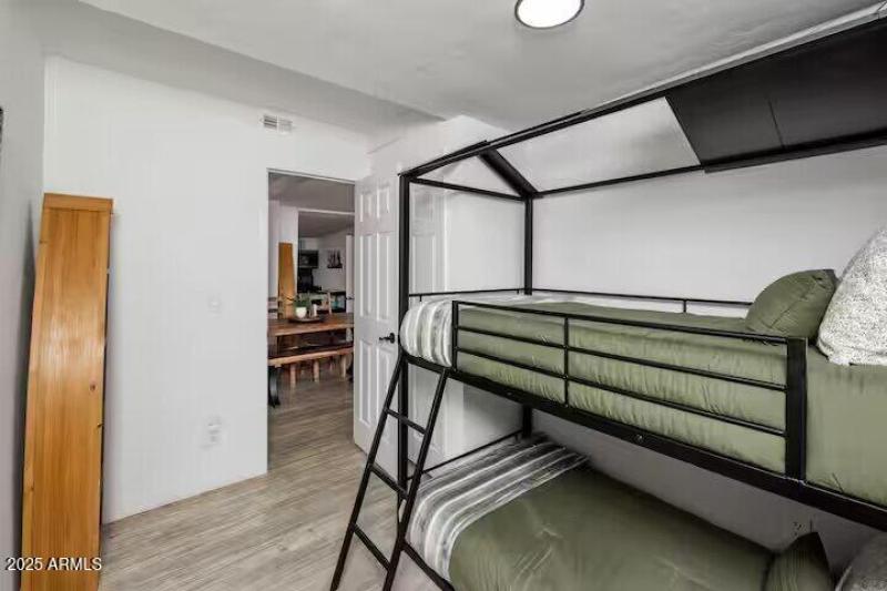 c81242e9-6c05-4246-9db0-d6d0d6de9933