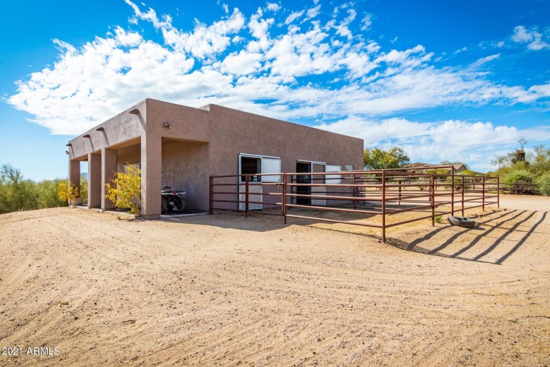 BARN & TWO OTHE RROOMS