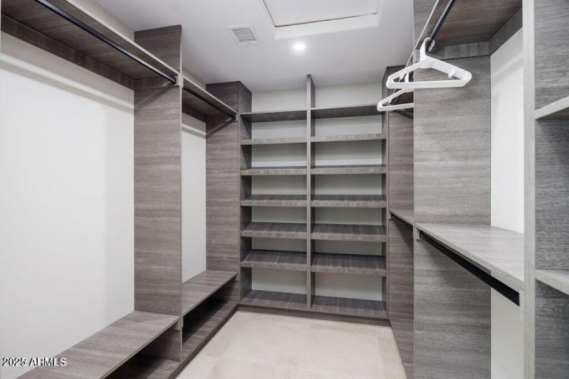 20221221191313847421000000-o