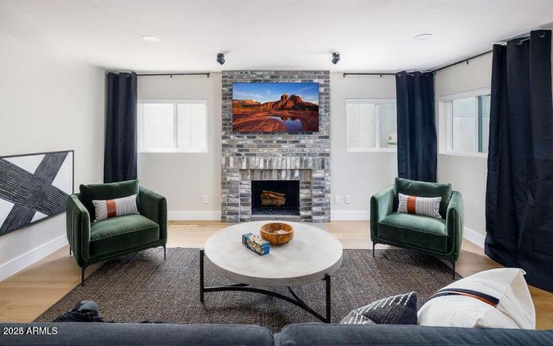 20221221191150236596000000-o