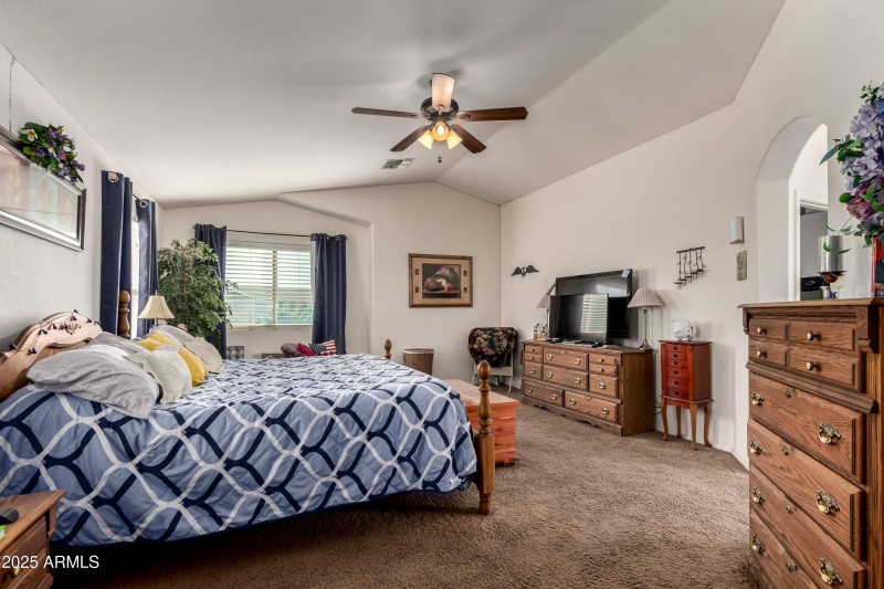 37488559541f2da85971ed146e40759d