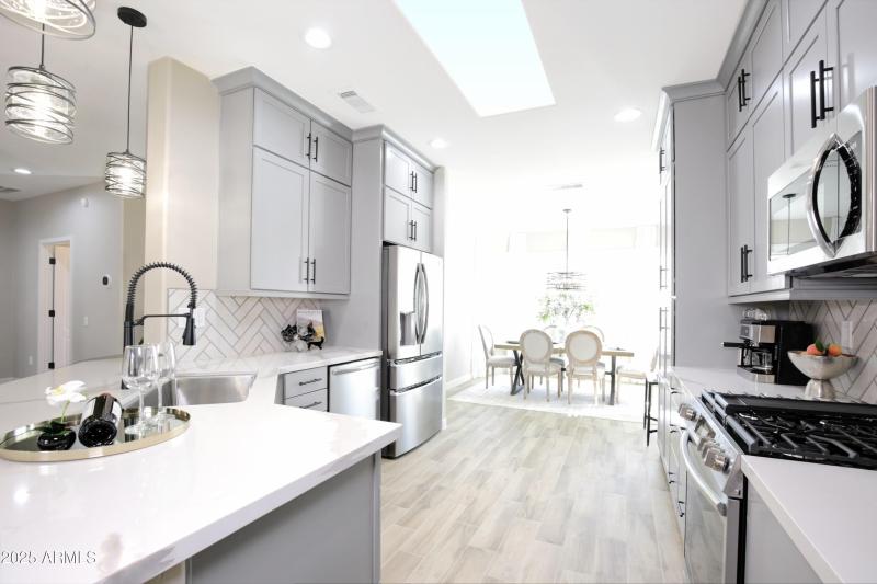 Quartz Kitchen with Elegant Design