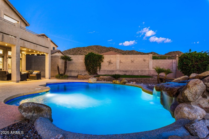 030___8219 E Tesoro Cir