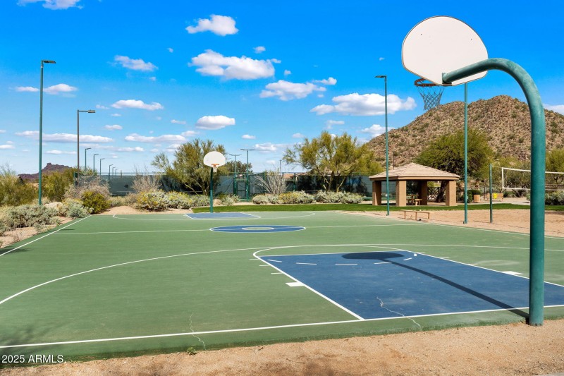 Las Sendas Basketball Court